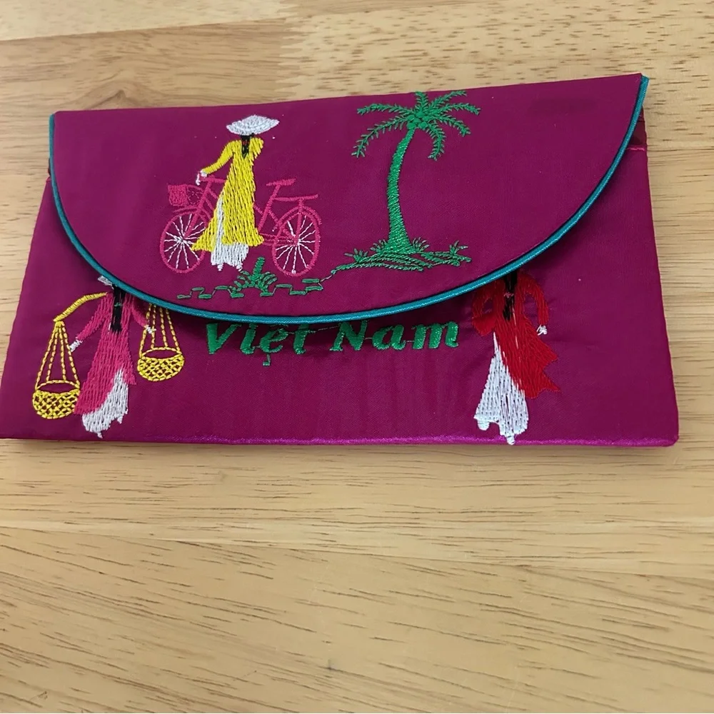 unbranded vintage beautiful vibrant